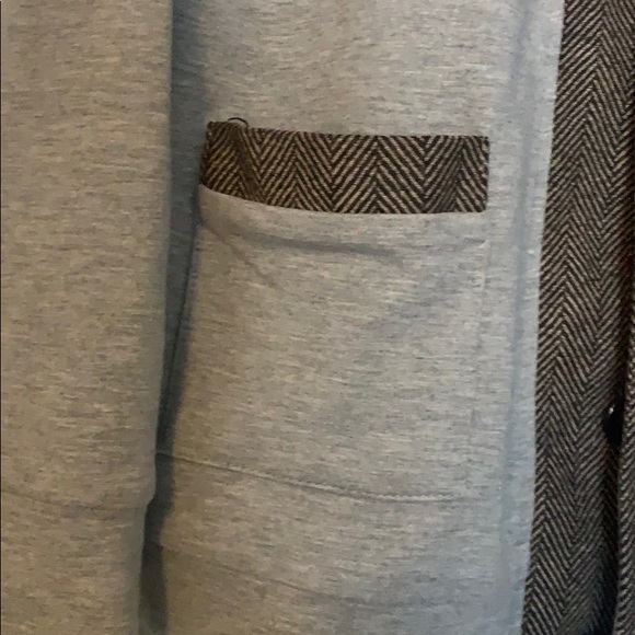 Cardigan - Picture 4 of 4